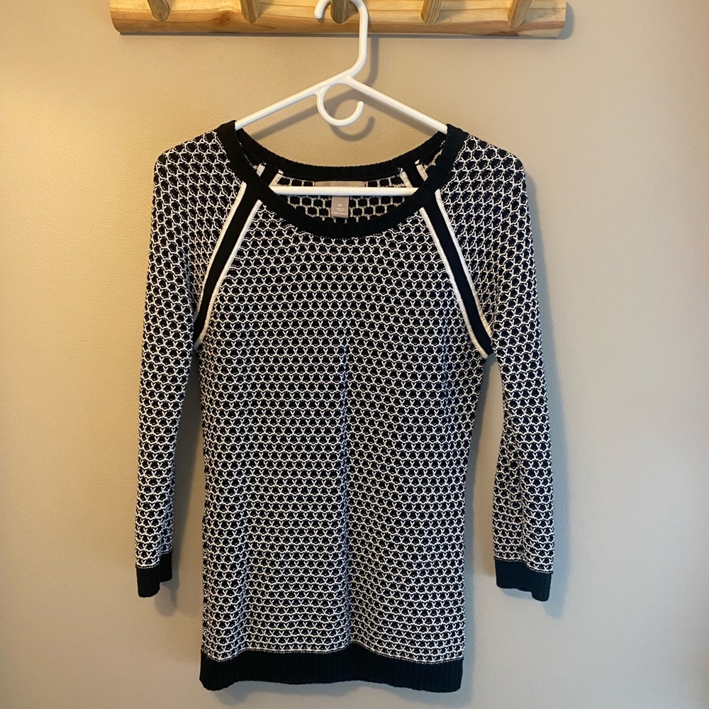 Womens Black 3/4 Sleeve Sweater
